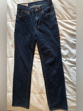 GAP Straight Leg Dark Blue Jeans